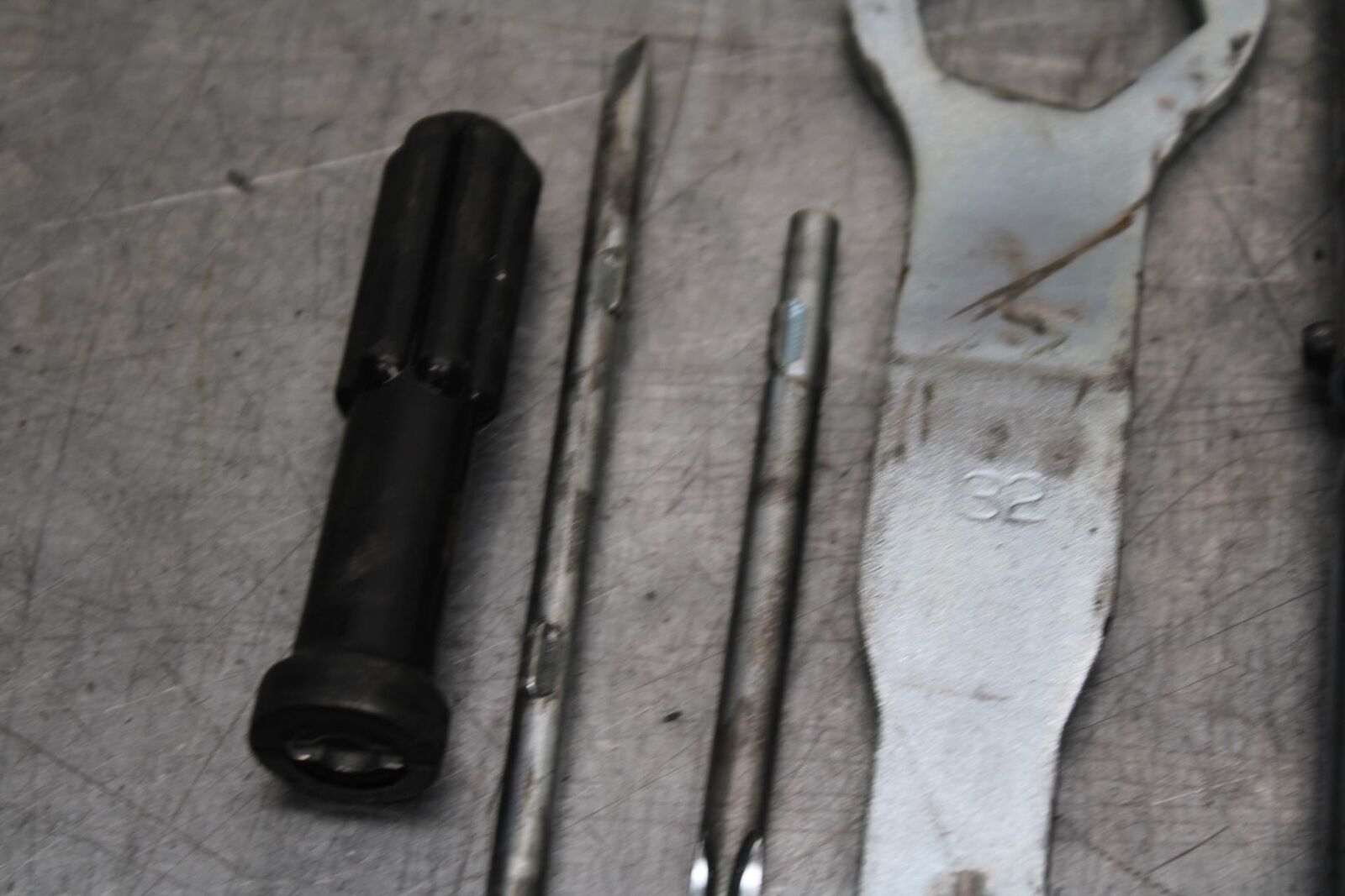 09-12 KAWASAKI NINJA ZX6R ZX600R STOCK TOOLS TOOL BAG KIT SET 56007-0052 BB617