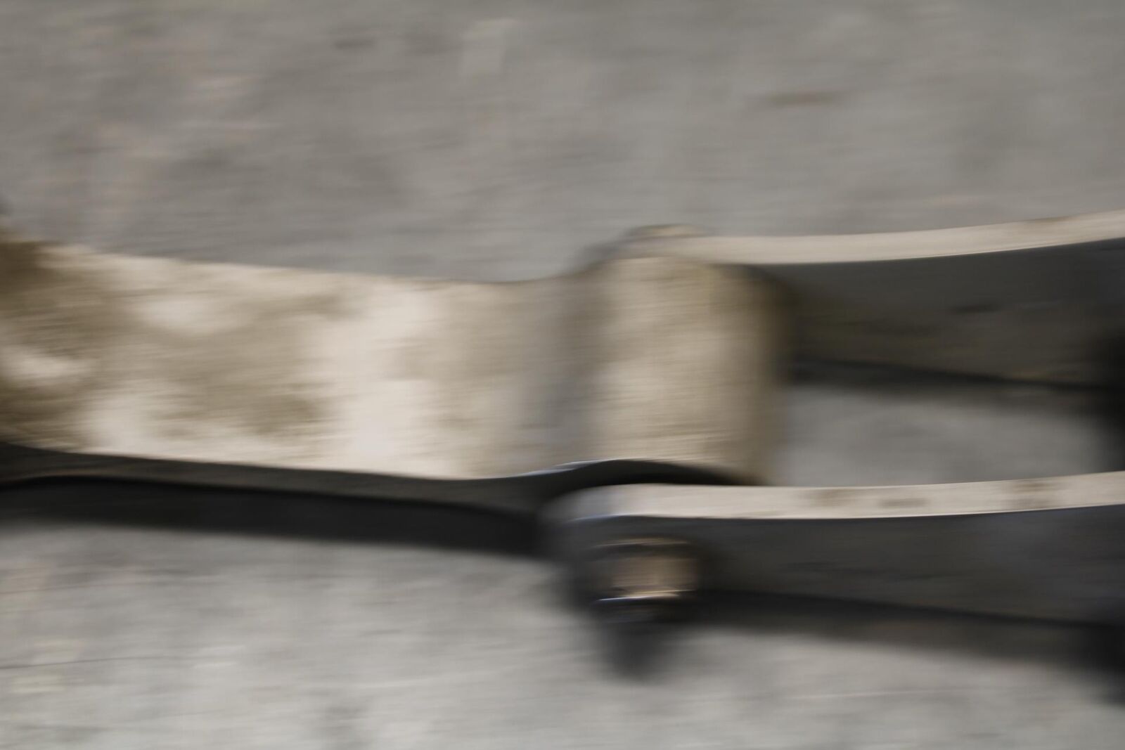 2011 Kawasaki Ninja ZX10R ZX1000K ABS REAR DOGBONE SHOCK LINKAGE LINK BB555