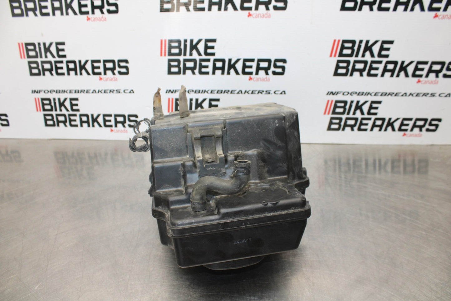 05 TRIUMPH ROCKET III AIRBOX AIR INTAKE FILTER BOX BB186