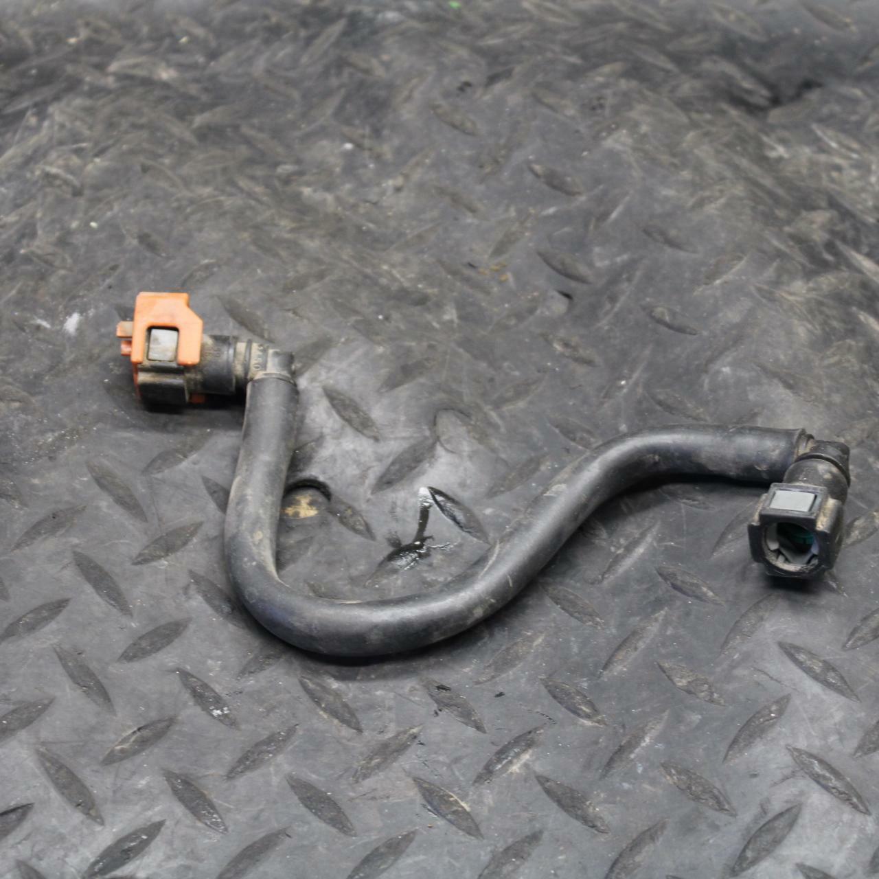 04-05 YAMAHA YZF R1 FUEL HOSE GAS LINE TUBE PIPE BB225