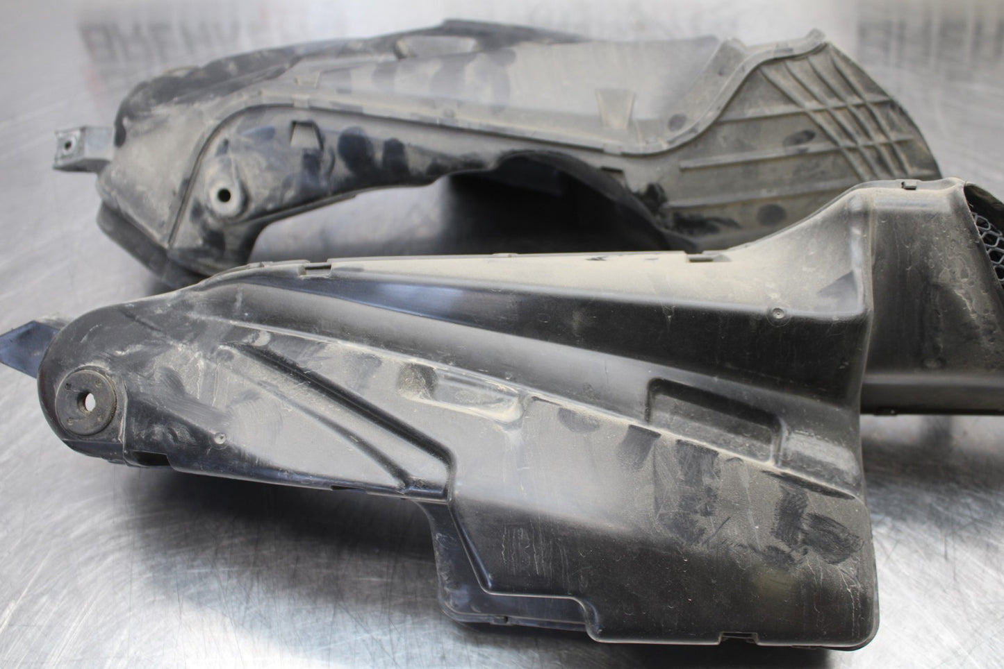 06-07 SUZUKI GSXR 600 RIGHT LEFT AIR INTAKE DUCTS BB170