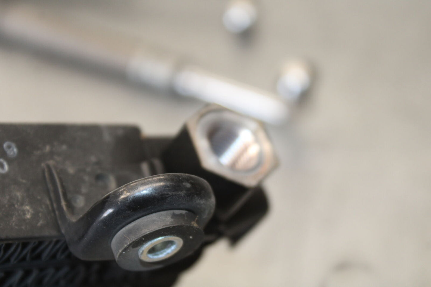 05-09 SUZUKI BOULEVARD C90 ENGINE MOTOR OIL COOLER BB692