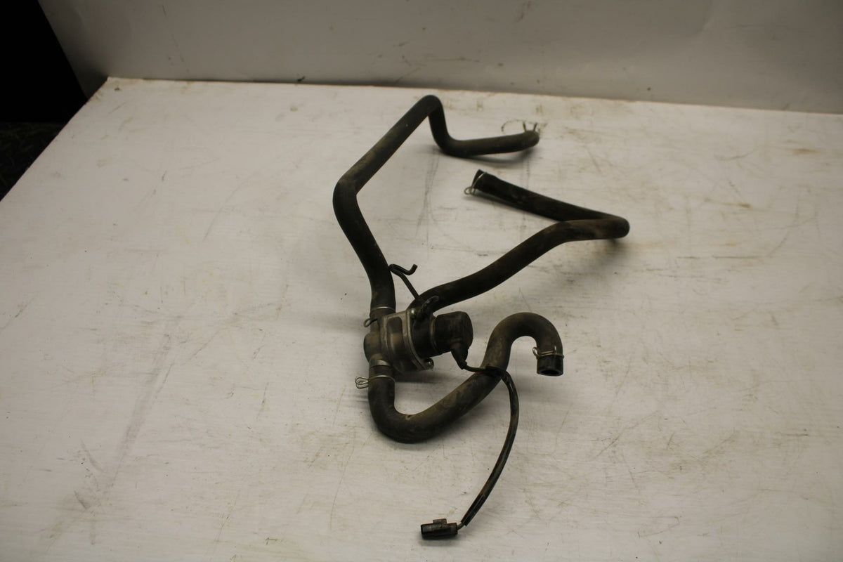 05-07 HONDA VTX1800F2 AIR VALVE SOLENOID TOP ENGINE SWITCH SENSOR BB351