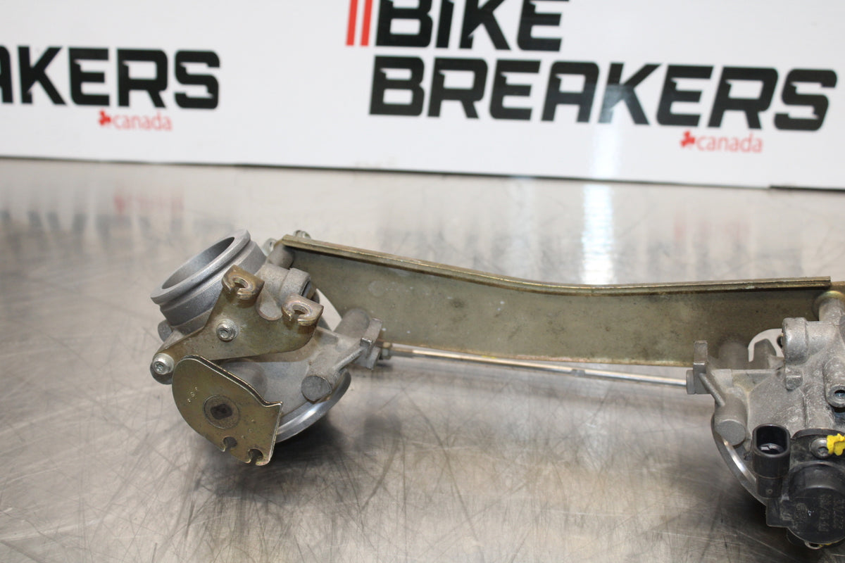 08 MOTO GUZZI BREVA 750 THROTTLE BODIES BB154