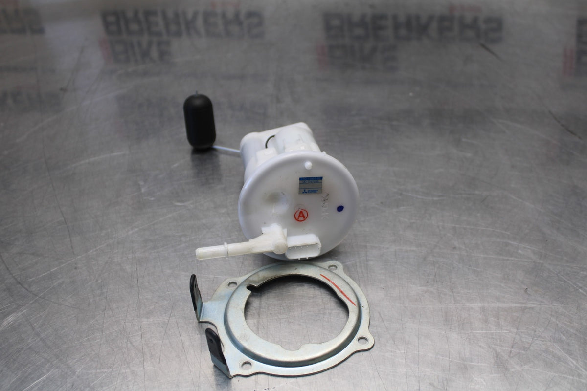 16 YAMAHA XSR900 FUEL PUMP GAS PETROL SENDER UNIT BB786