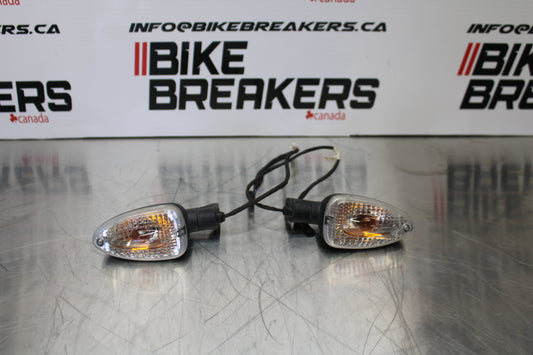 06-12 BMW F800ST REAR LEFT RIGHT TURN SIGNALS LIGHT INDICATORS BB144