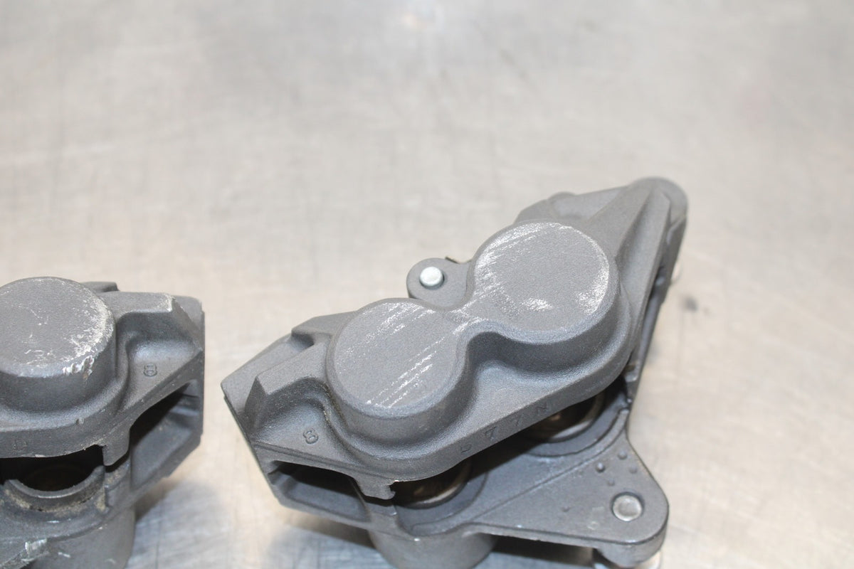 14-17 YAMAHA FZ07 RIGHT LEFT FRONT BRAKE CALIPER SET PAIR CALIPERS BB766
