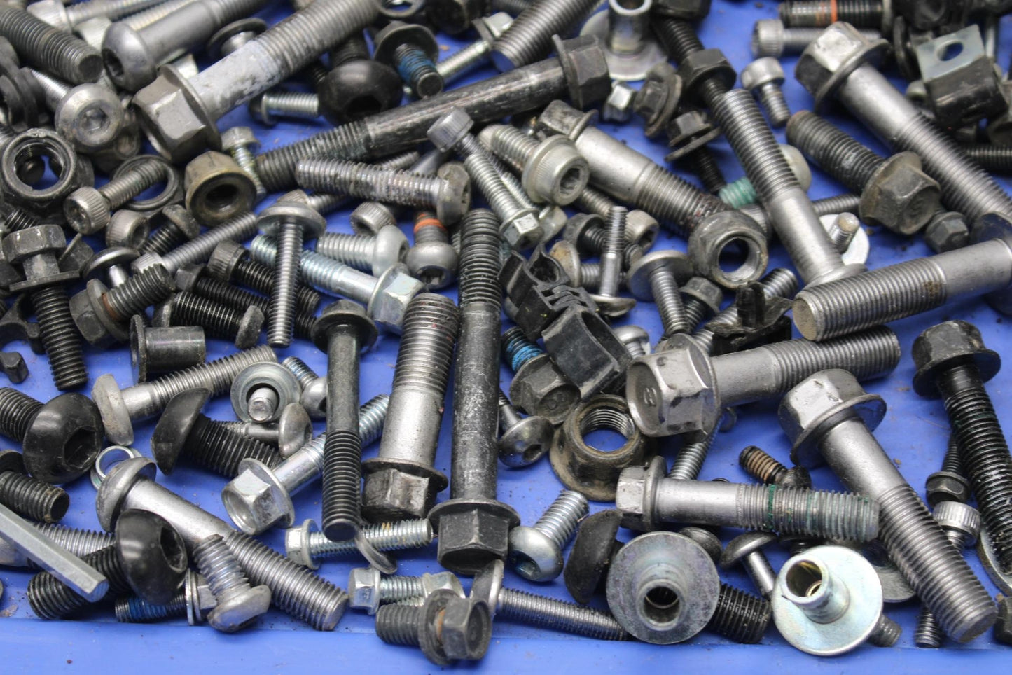 06-14 YAMAHA ROADLINER S XV1900S MISCELLANEOUS MOUNTING BOLTS HARDWARE BB619 
