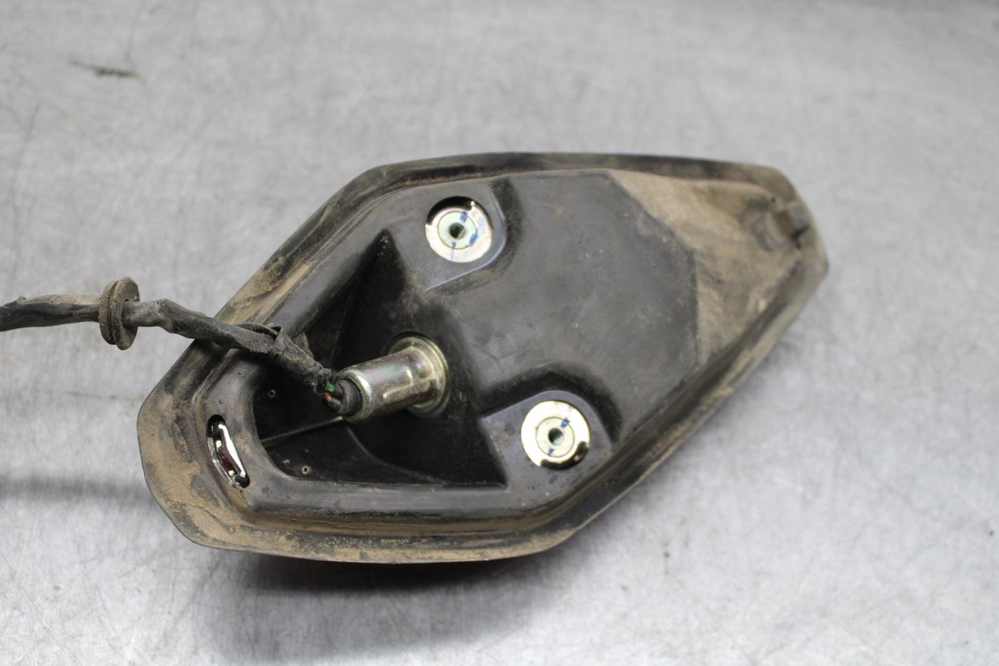 02-04 HONDA VTX1800S TAILLIGHT REAR TAIL BRAKE LIGHT BB712