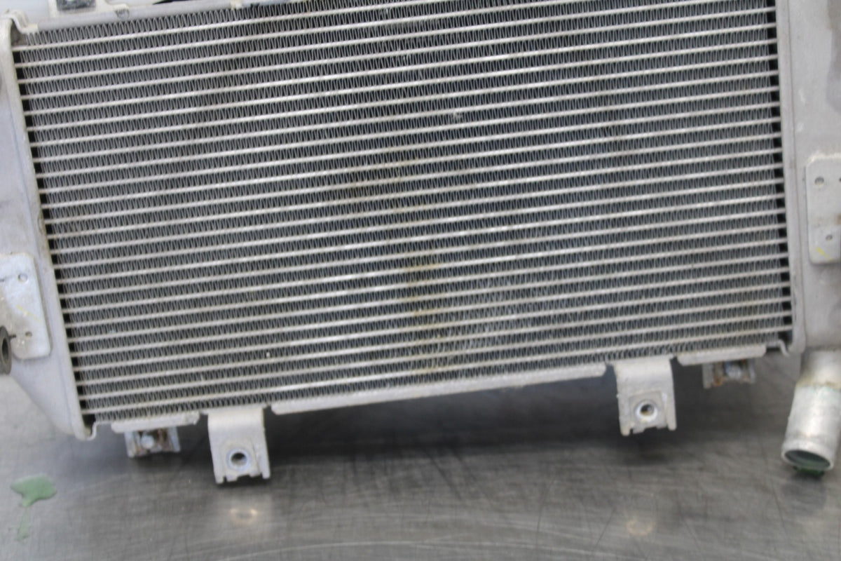 24-25 KAWASAKI NINJA 500 ABS ENGINE RADIATOR MOTOR COOLER COOLING RADIATER BB899