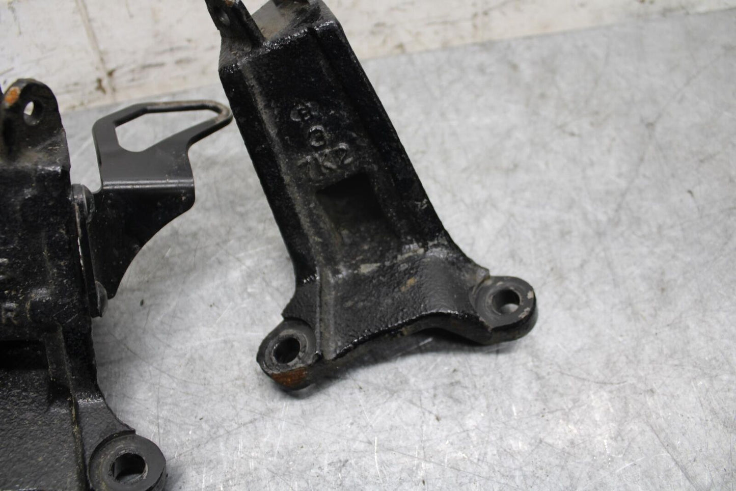 2007 Suzuki Boulevard M50 REARSET BRACKET PAIR BB537