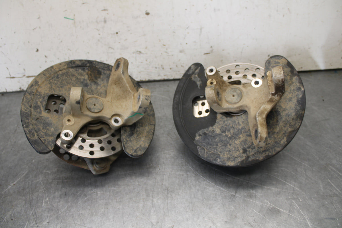 01-05 YAMAHA RAPTOR 660R FRONT WHEEL RIGHT LEFT HUB SET 5LP-25111-20-00  BB695