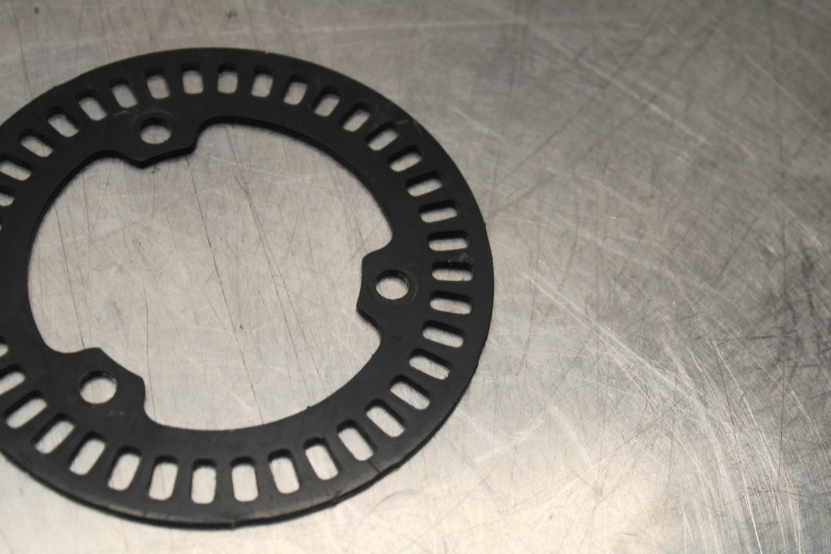 16 YAMAHA XSR900 REAR BACK WHEEL ABS BRAKE RING DISC BB786