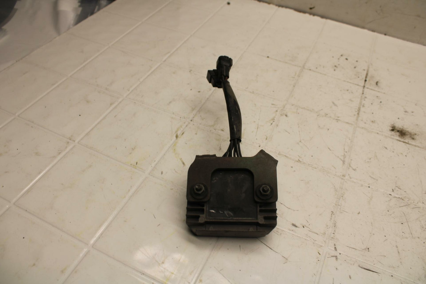 03-05 SUZUKI SV1000 RECTIFIER VOLTAGE REGULATOR BB405