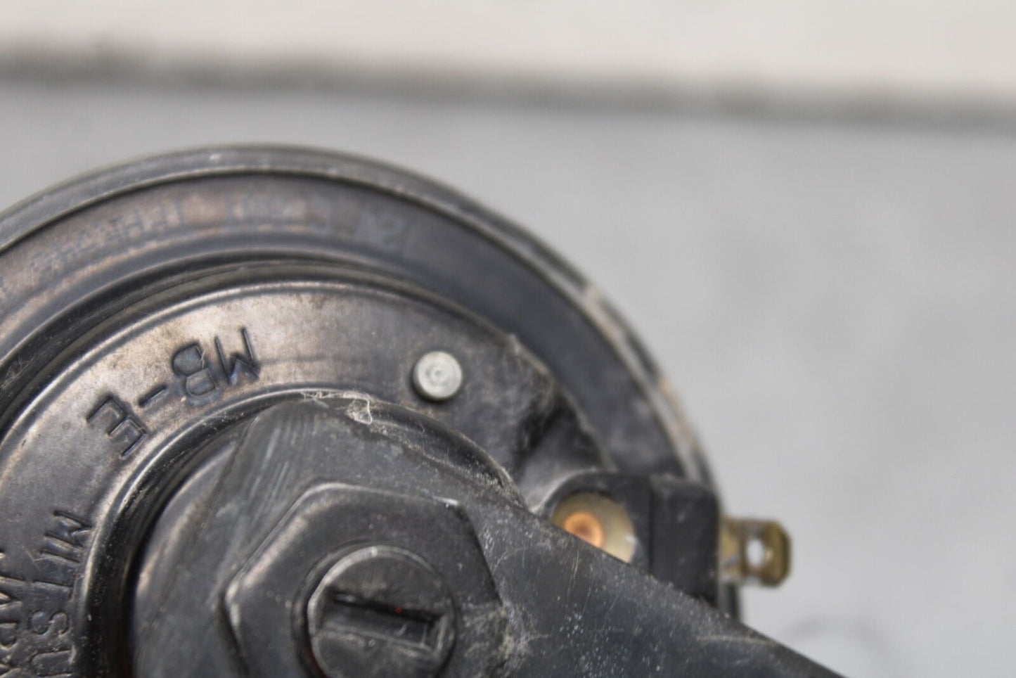 04-12 HONDA ST1300A HORN SIGNAL (ITEM B) BB669