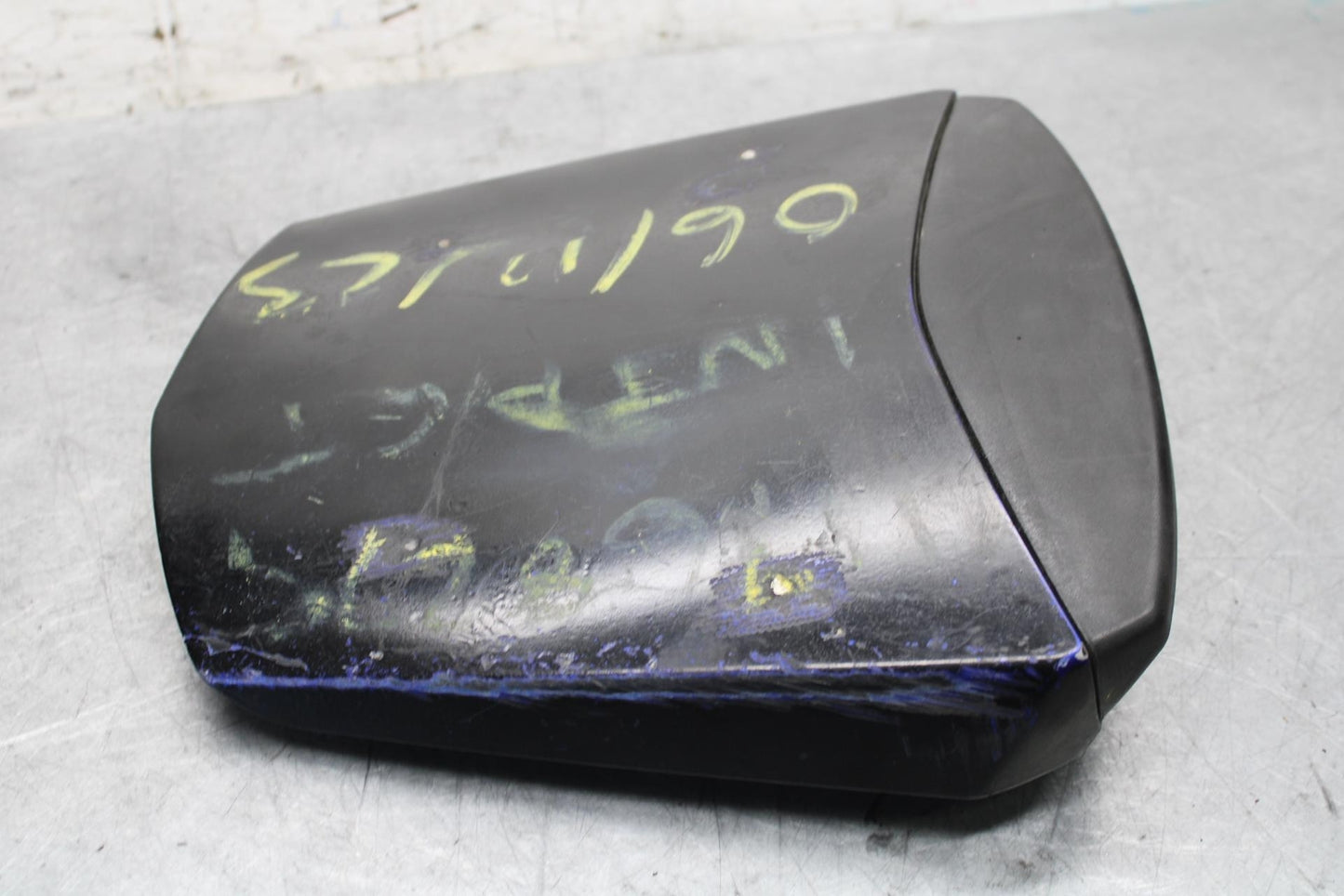 2003 Yamaha YZF R6 REAR BACK SEAT SOLO COWL FAIRING COVER BB539