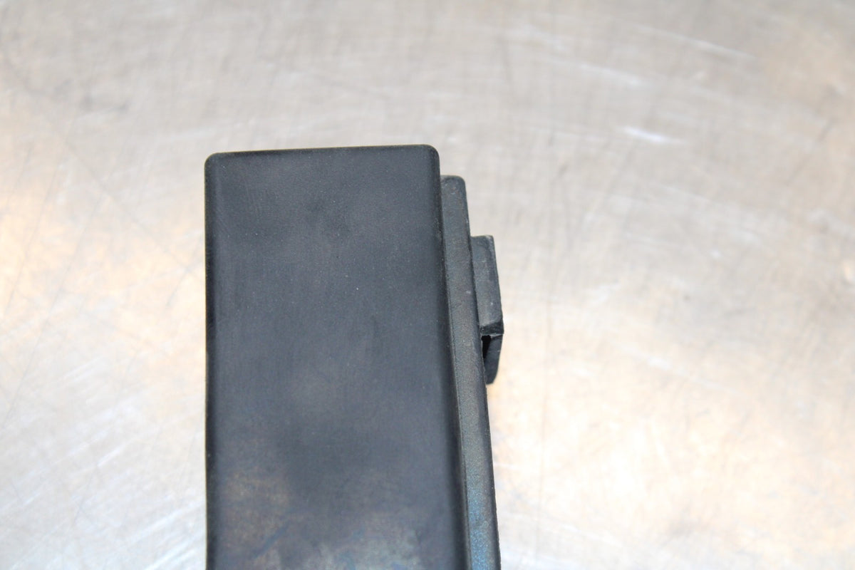 22-25 YAMAHA YZF R7 RELAY ASSEMBLY FUSE BOX BB850
