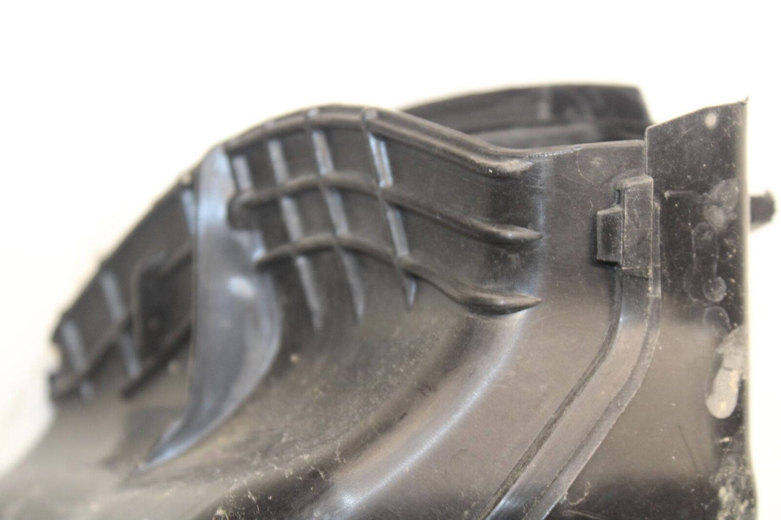 2011 Suzuki GSXR600 RIGHT LEFT AIR INTAKE DUCTS BB605