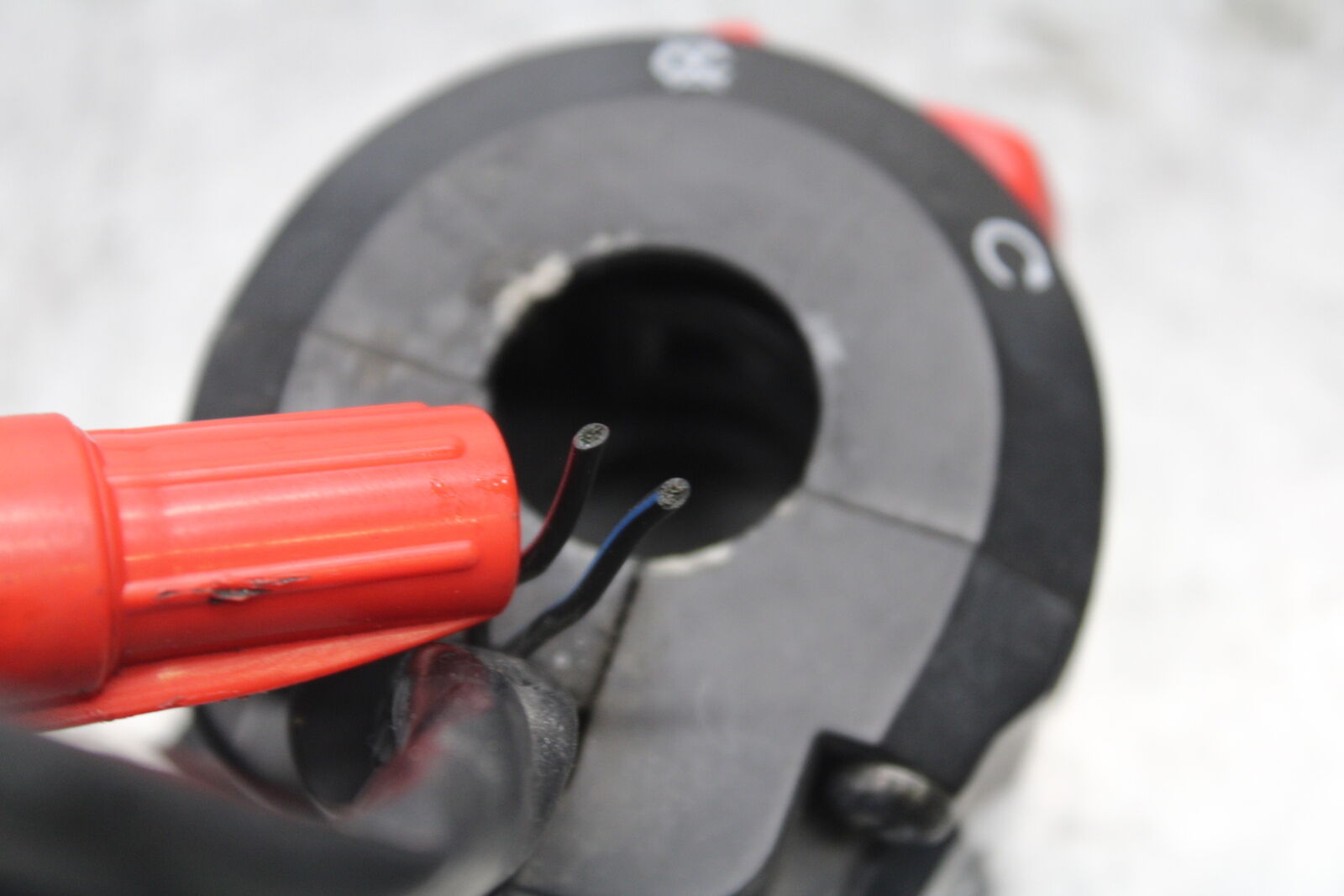 05-06 SUZUKI GSXR1000 RIGHT CLIP ON HANDLE KILL OFF START SWITCH SWITCHES BB677