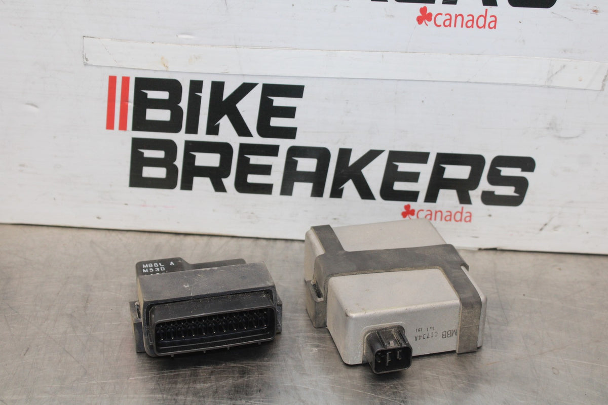 98-05 HONDA SUPER HAWK 1000 VTR1000F ECU COMPUTER CONTROLLER UNIT ECM BB924