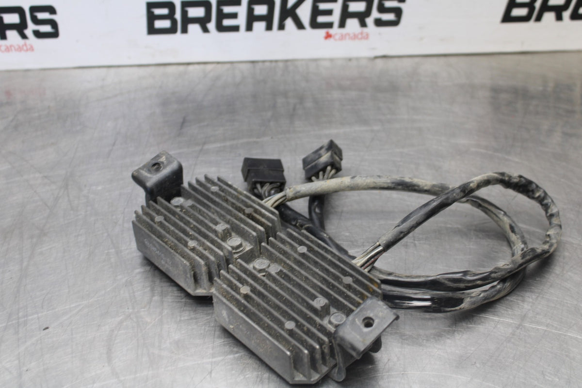 08 KAWASAKI VULCAN 1600 VN1600D NOMAD RECTIFIER VOLTAGE REGULATOR SET BB904