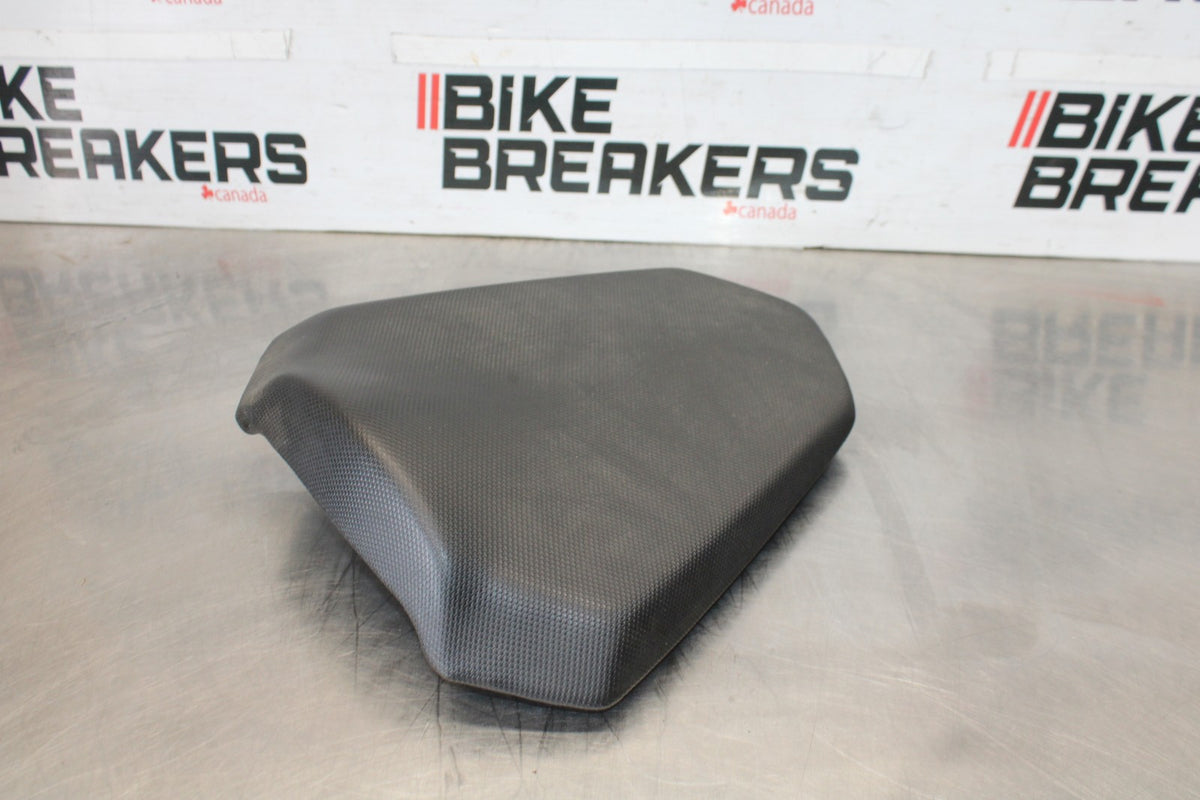 16 HONDA CB500F ABS REAR BACK PASSENGER TANDEM SEAT PAD SADDLE PILLION BB930
