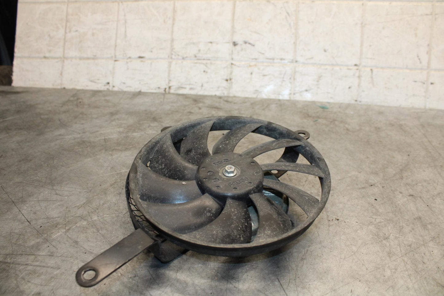 06-07 SUZUKI GSXR600 ENGINE RADIATOR COOLING FAN 17800-01H00 BB543#C
