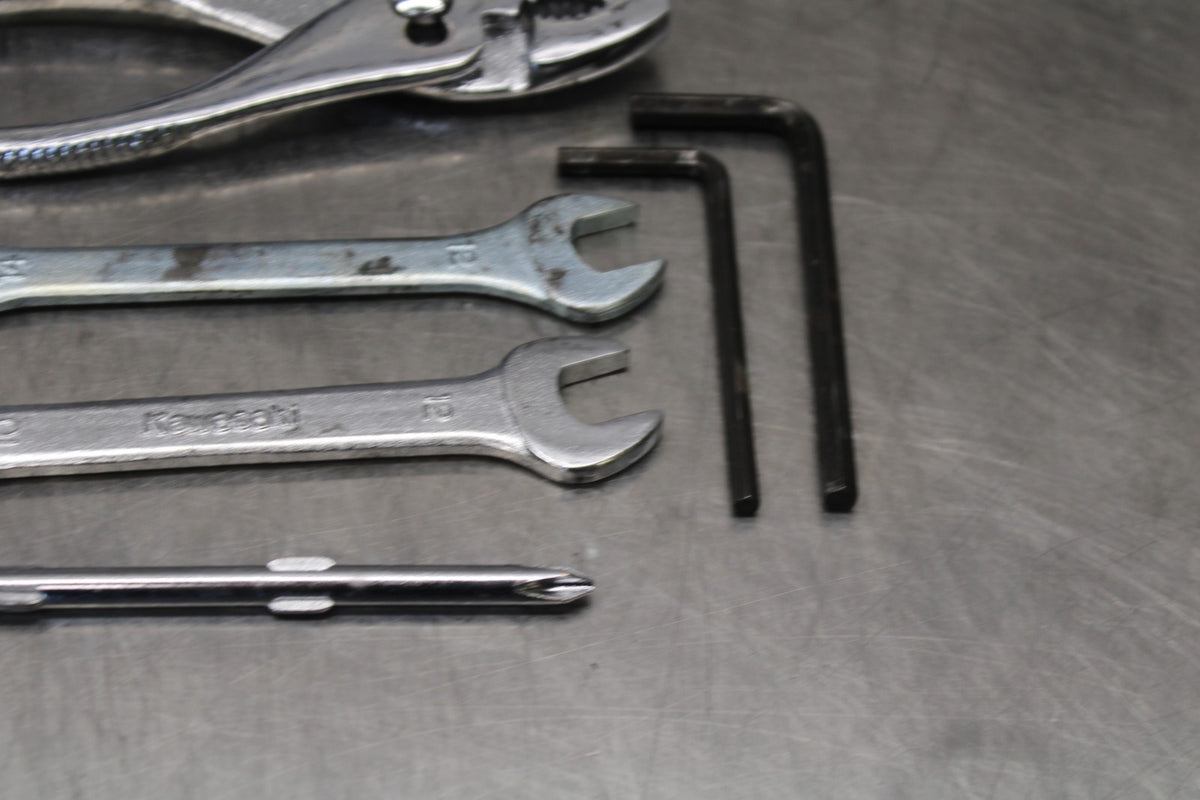 08-09 KAWASAKI NINJA ZX14R STOCK TOOLS OEM TOOL BAG KIT SET BB932