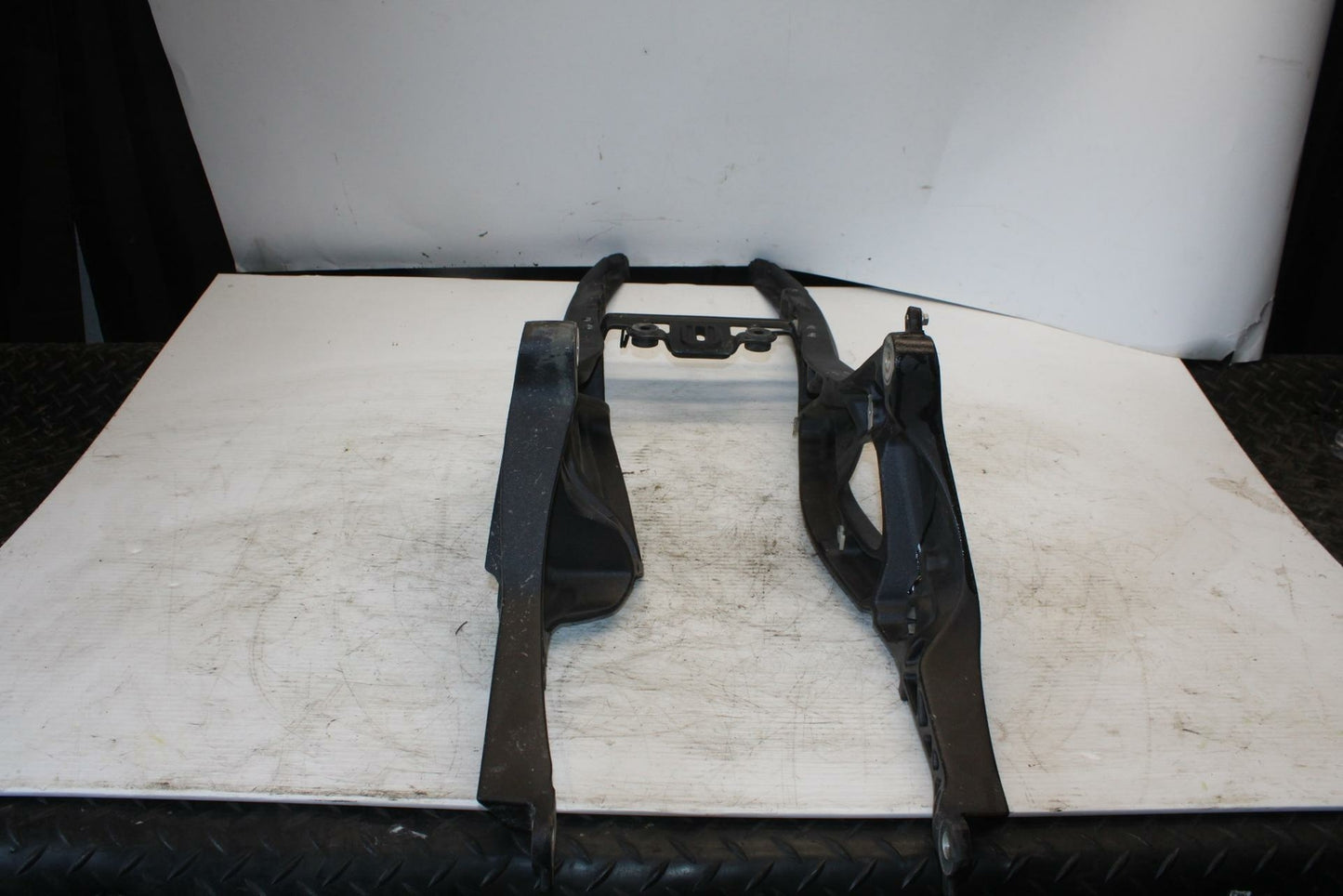 12 DUCATI MONSTER 796 REAR SUBFRAME BACK SUB FRAME BB276
