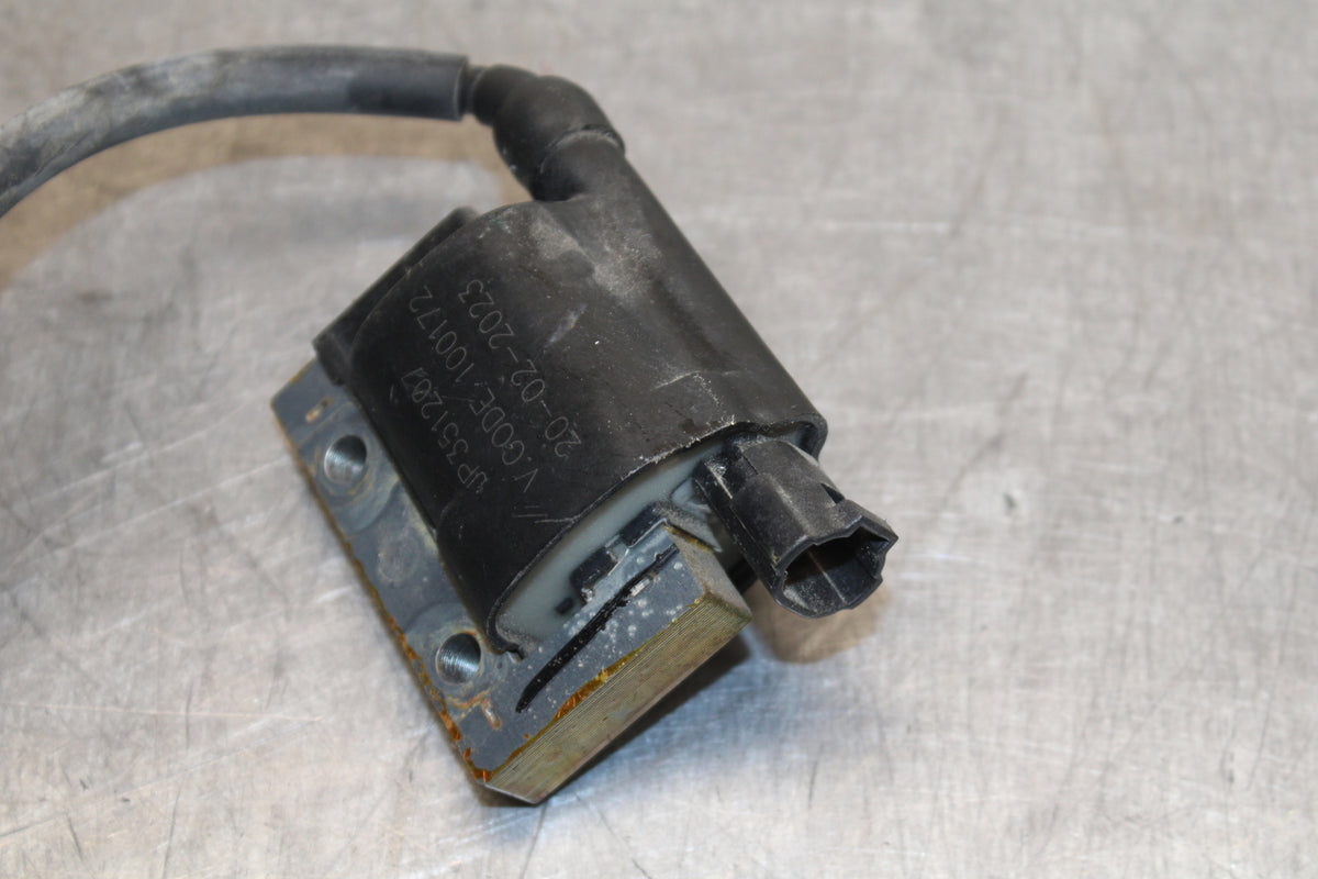 17-24 KTM 390 DUKE IGNITION COIL SPARK PLUG CAP  BB734