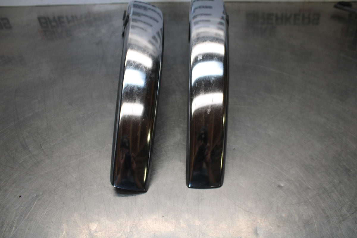 08 KAWASAKI VULCAN 1600 VN1600D NOMAD REAR FRAME SUBFRAME COVER GUARDS BB904