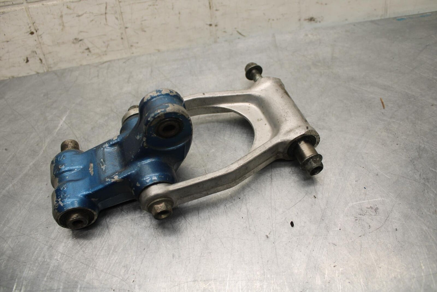 85-88 HONDA NS400R NC19 NSR400 NS400RG REAR DOGBONE SHOCK LINKAGE LINK BB32