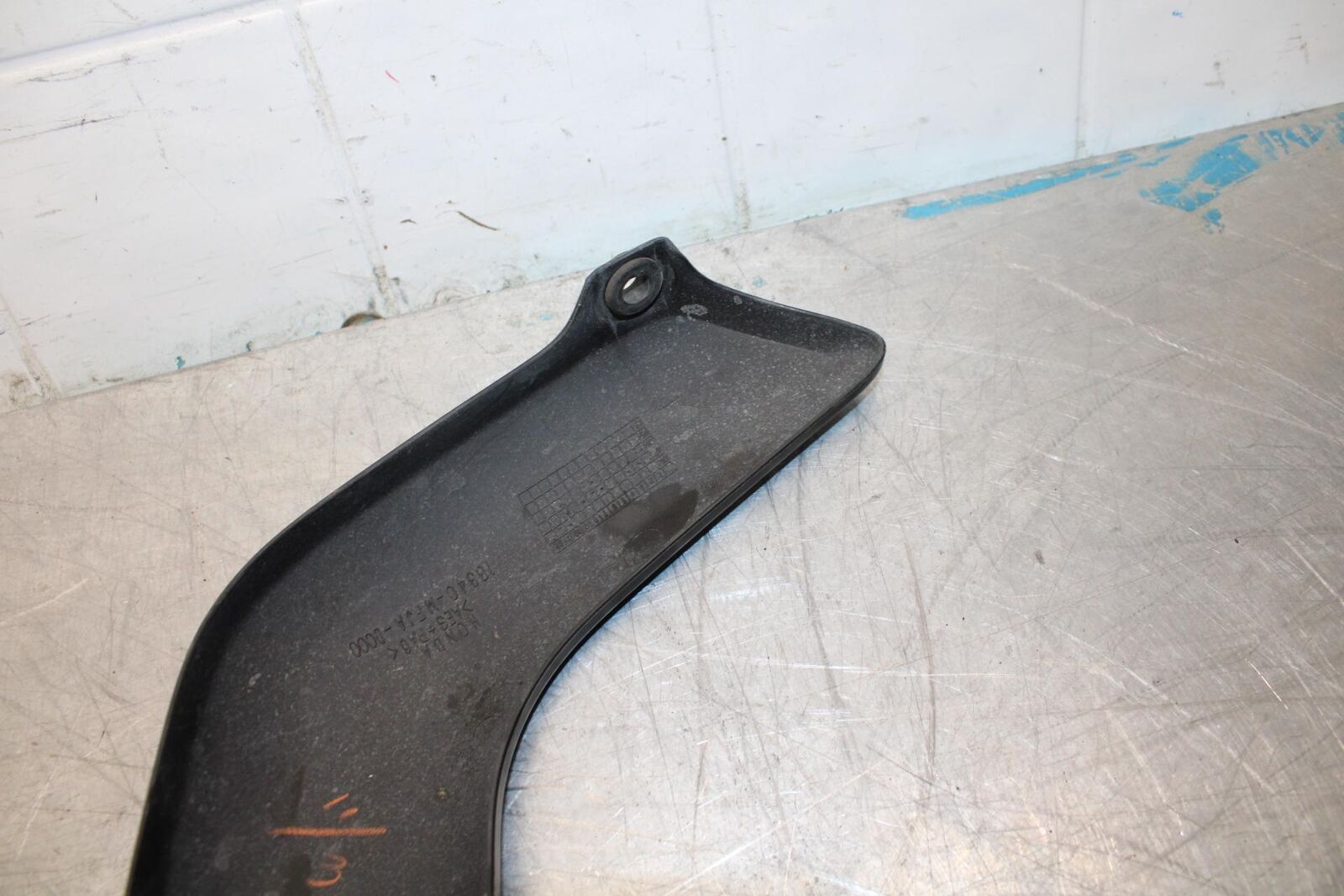09-12 HONDA CBR600RR REAR  MUFFLER EXHAUST PIPE COVER HEAT SHIELD GUARD BB450