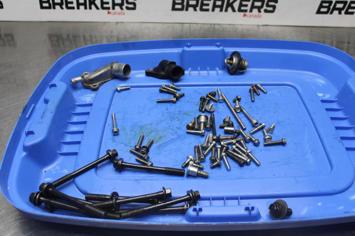06-07 SUZUKI GSXR 600 ENGINE MOUNTING BOLTS HARDWARE MOTOR SCREWS BB848