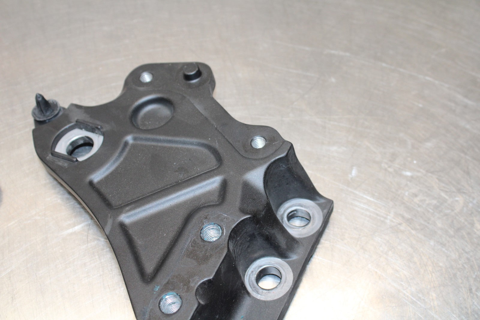 23-24 YAMAHA MT-07 FRAME REARSET REAR SET BRACKETS MOUNTS BB194