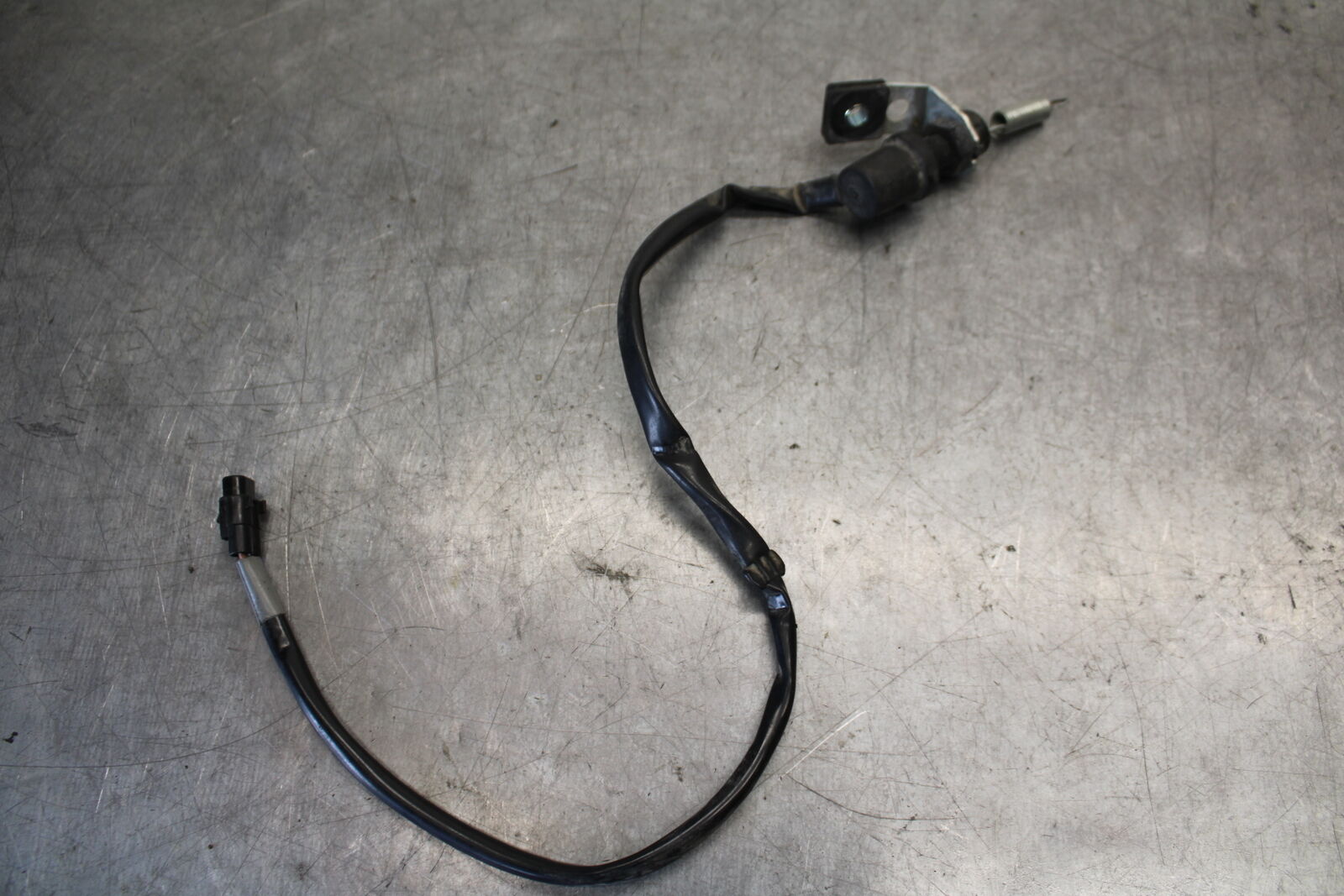 08-16 YAMAHA YZF R6 REAR BACK BRAKE SENSOR 13S-82530-00-00 BB665
