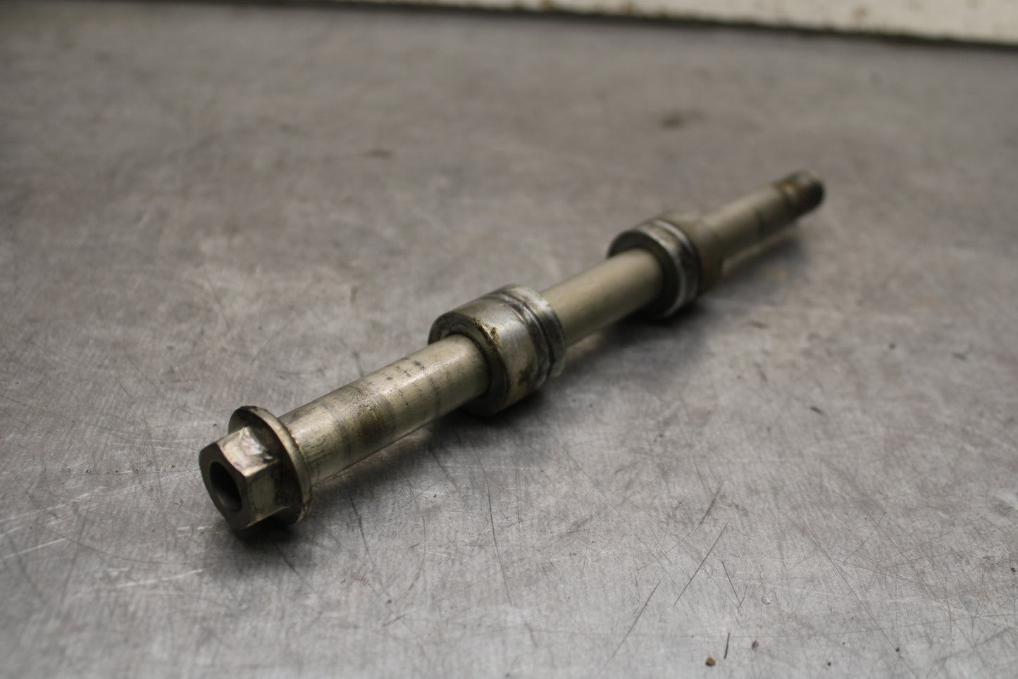 17-24 YAMAHA BOLT XVS950 FRONT WHEEL RIM AXLE PIVOT BOLT BB729