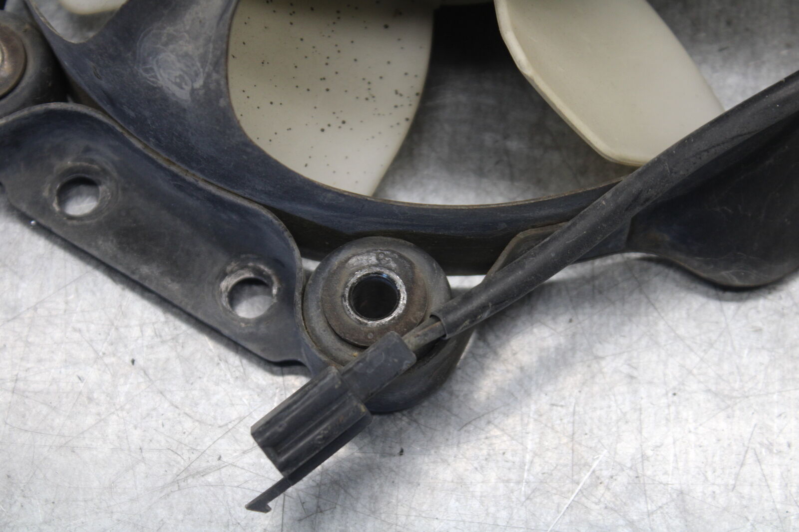 85-86 SUZUKI MADURA 1200 ENGINE RADIATOR COOLING FAN  BB691