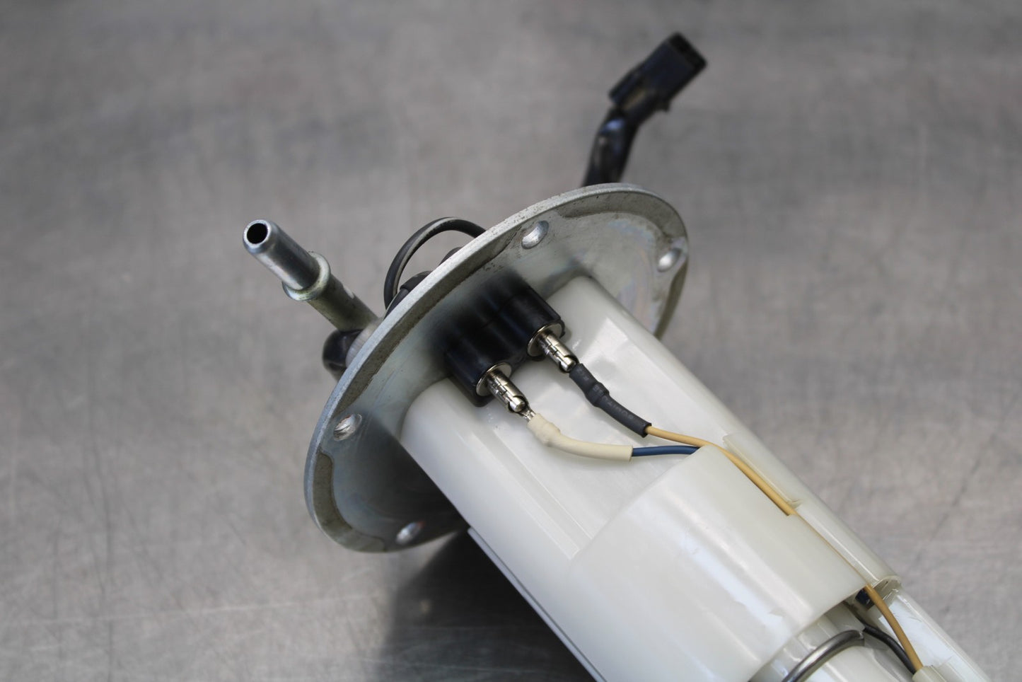 08 KAWASAKI VULCAN 900 FUEL GAS PUMP BB184