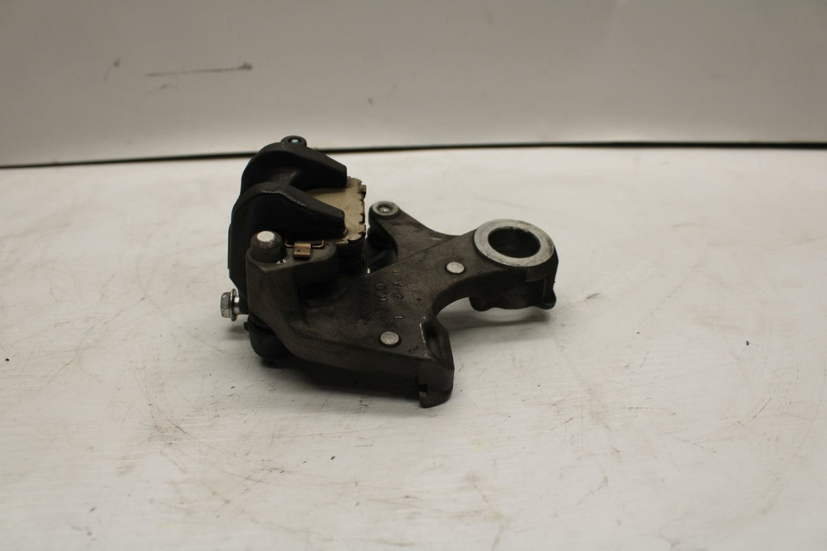 11-21 SUZUKI GSXR600 REAR  BRAKE CALIPER W MOUNT BRACKET 69100-47H10-999 BB260
