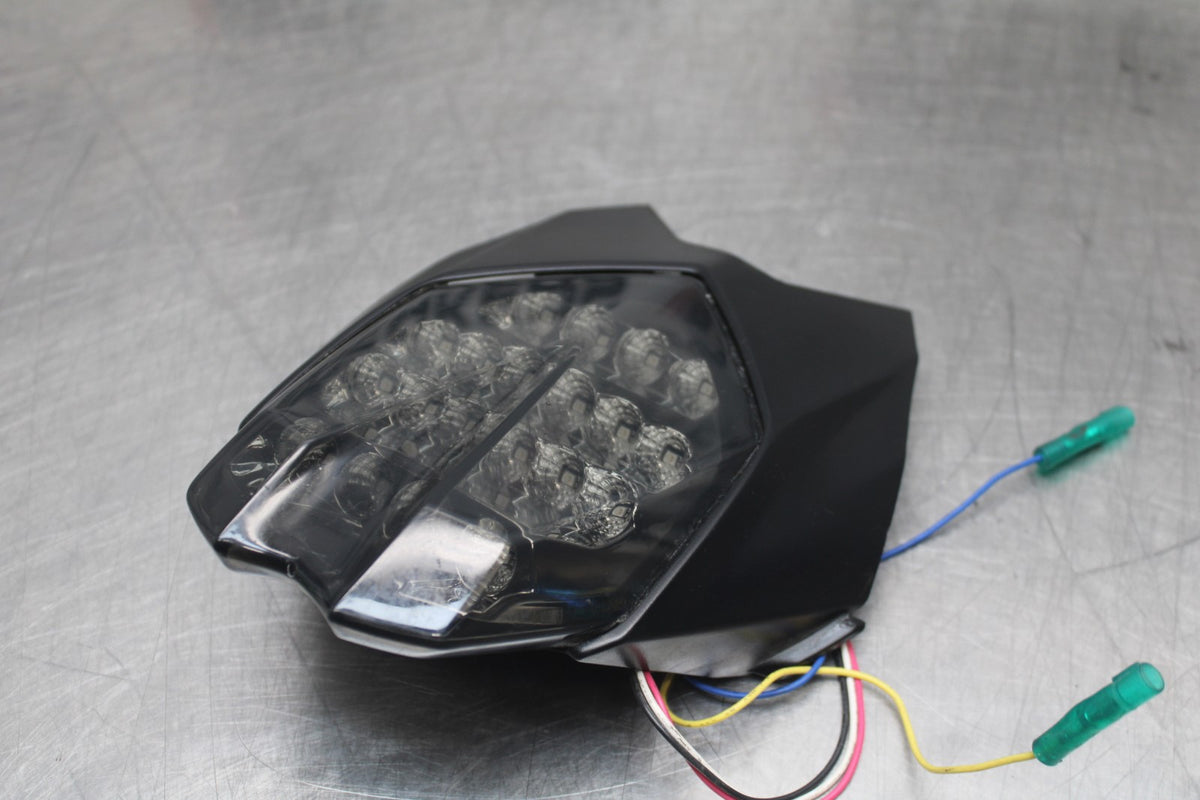 14 TRIUMPH STREET TRIPLE ABS AFTERMARKET REAR TAILLIGHT BACK BRAKE LIGHT  BB808
