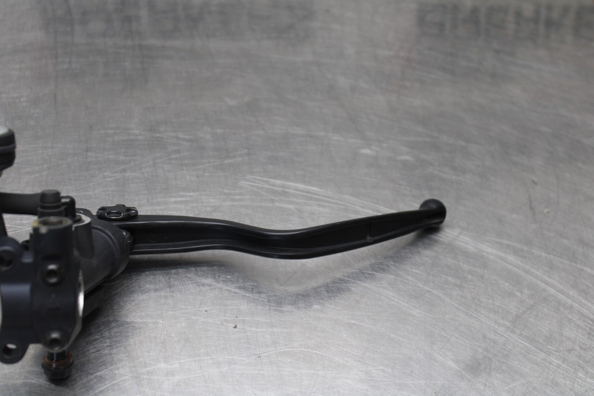 22 HARLEY-DAVIDSON PAN AMERICA 1250 FRONT BRAKE MASTER CYLINDER w/ LEVER BB910