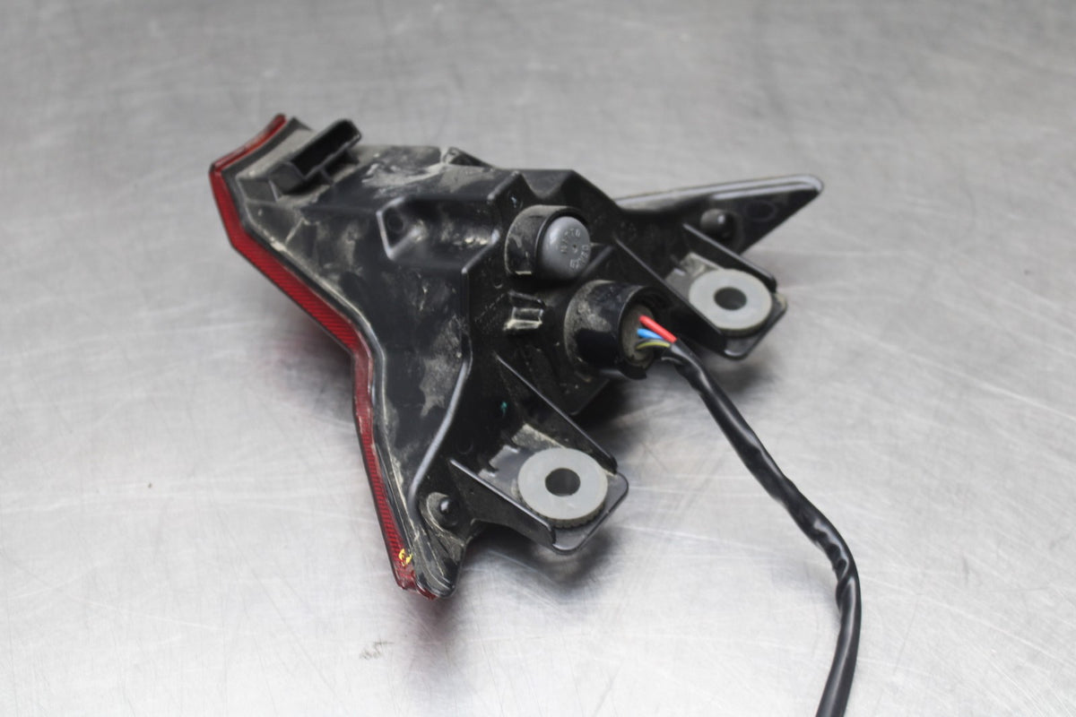 23-24 KAWASAKI ZX4R ZX 4RR ZX4 RR REAR TAIL TAILLIGHT BACK BRAKE LIGHT BB827