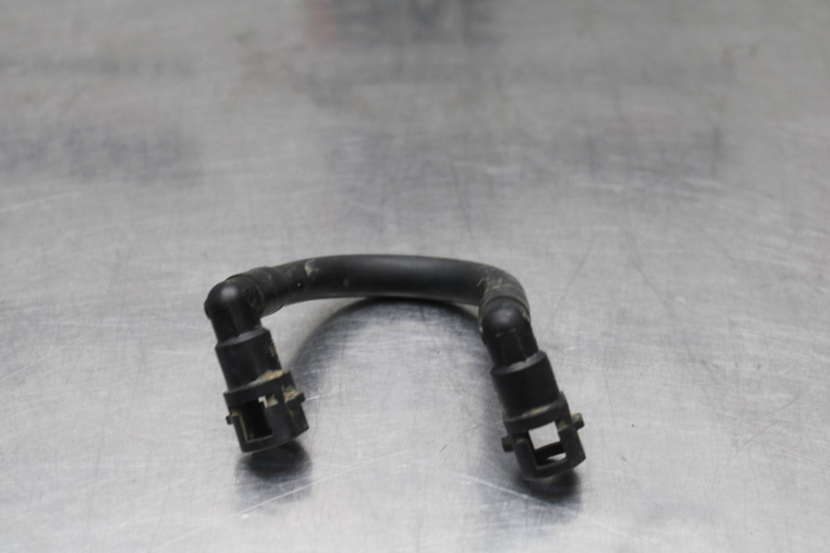 08-10 SUZUKI GSXR 600 FUEL HOSE GAS LINE TUBE PIPE BB835