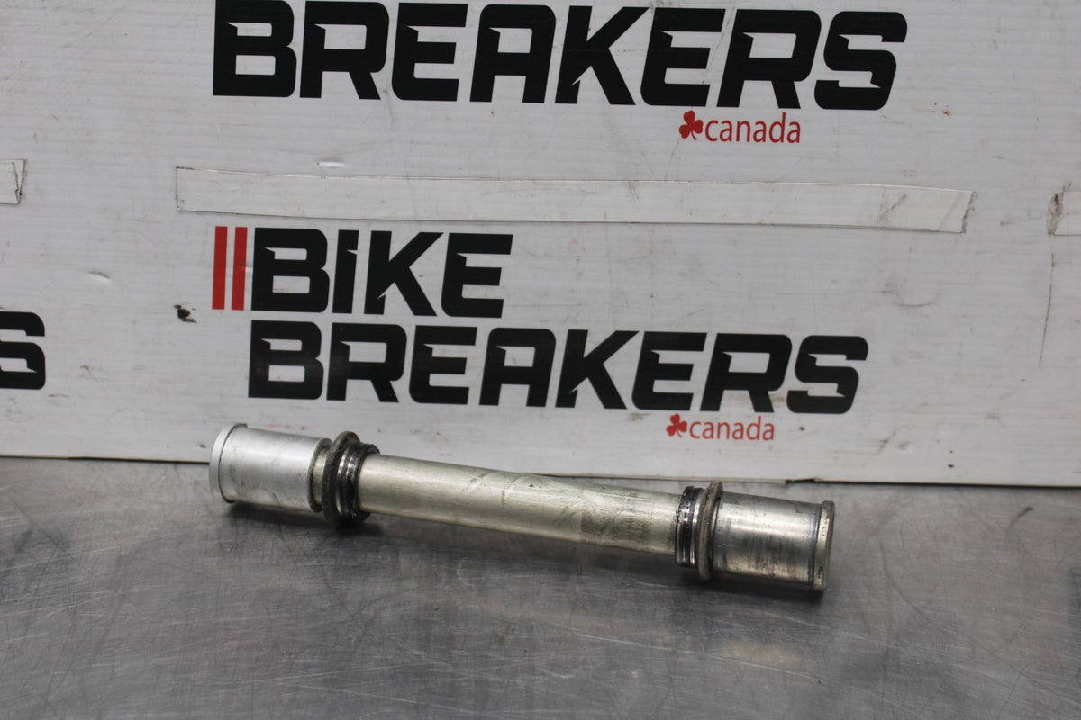 07-08 KAWASAKI NINJA ZX6R FRONT WHEEL RIM AXLE PIVOT BOLT BB937