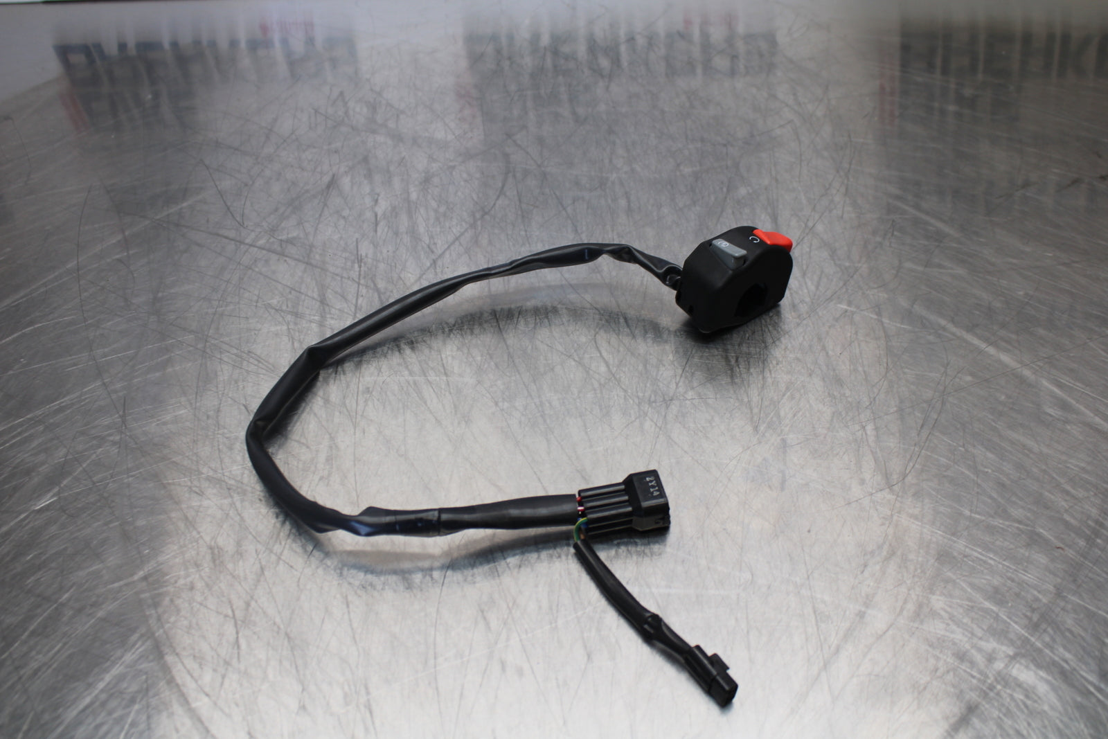 23-24 KAWASAKI NINJA ZX14R NEW!! RIGHT CLIP ON KILL OFF START SWITCHES BB153