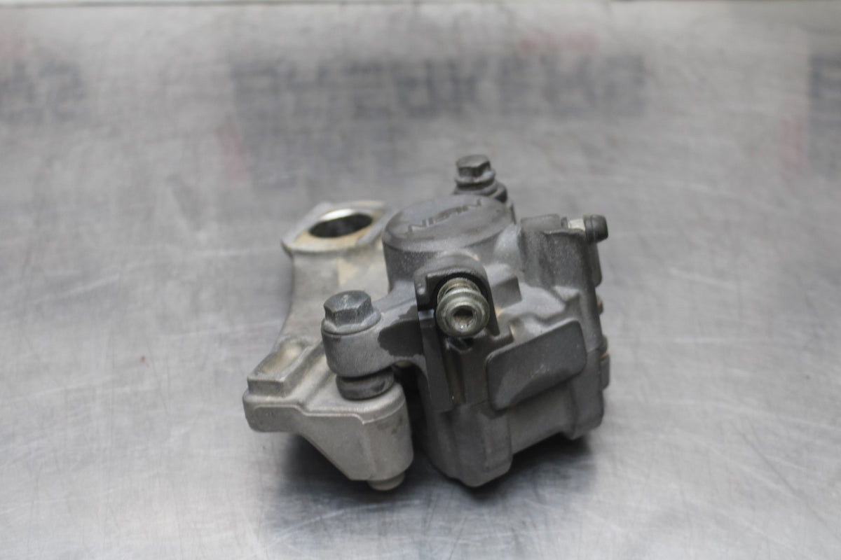 07 YAMAHA YZF R1 REAR BACK BRAKE CALIPER W MOUNT BRACKET BB826