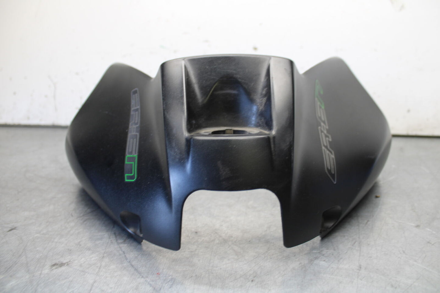 12-17 KAWASAKI ER-6N Z650 FRONT GAS TANK FUEL CELL FAIRING COWL COVER TRIM BB709