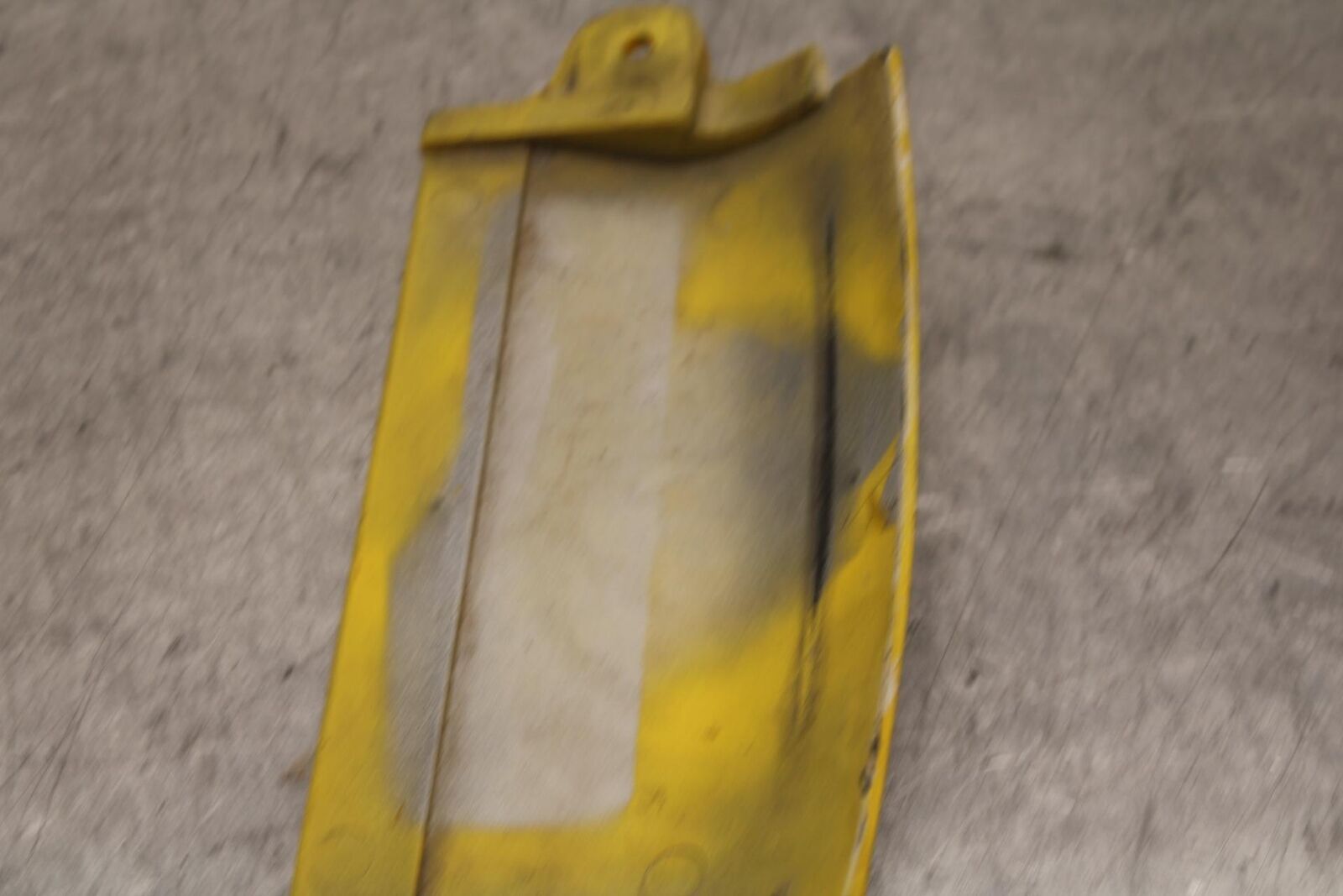 1988 Suzuki Katana 600 GSX600F YELLOW CENTER REAR  TAIL FAIRING COVER TRIM BB94