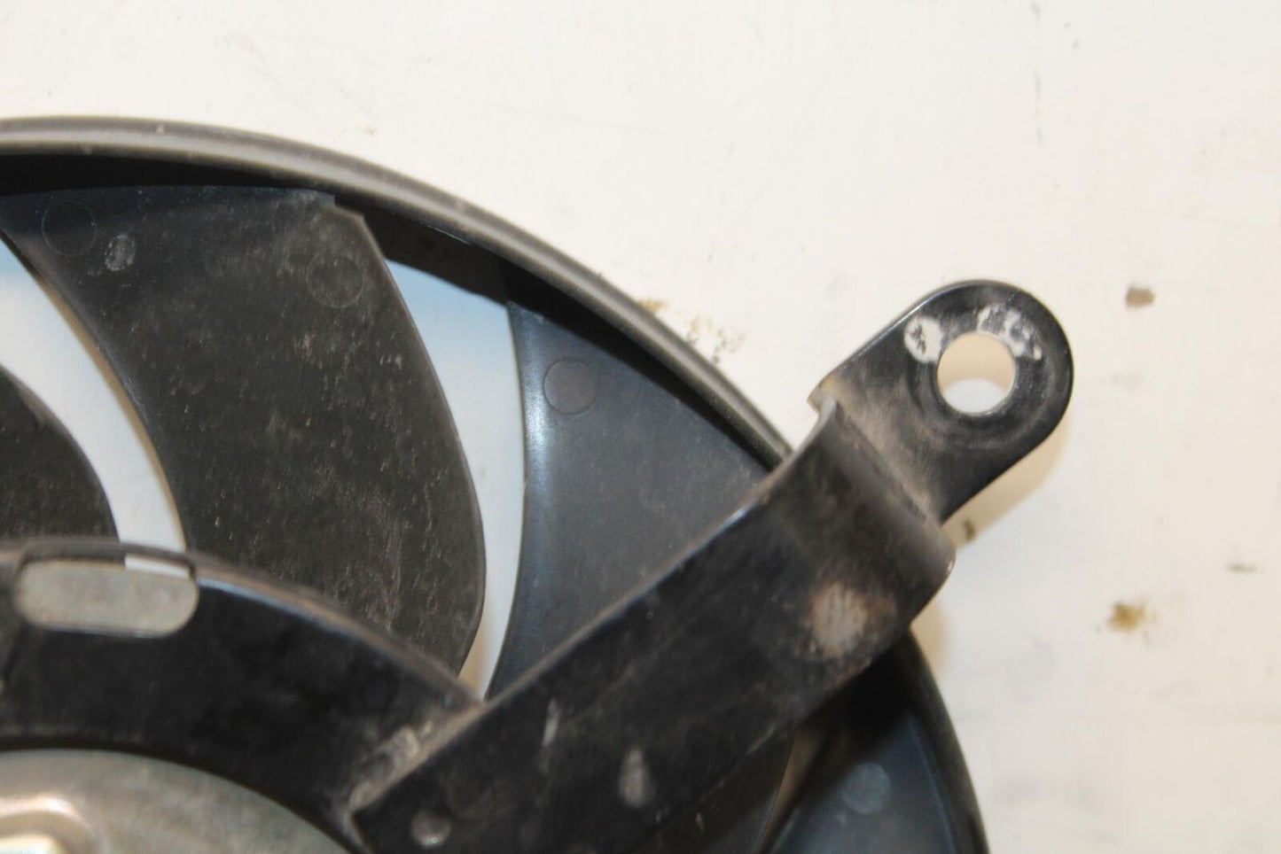 11-24 SUZUKI GSXR  600 750 ENGINE RADIATOR COOLING FAN BB95